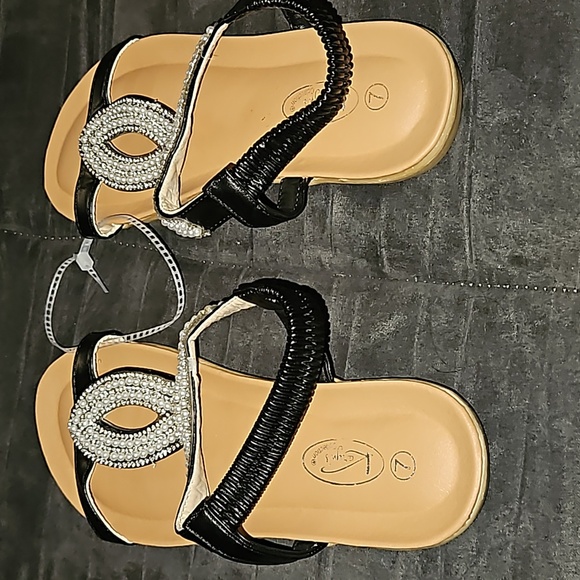 Karyn's Collection Womens Black Stretch Slip-on White Gems Pearls Sandal Size 7 - Picture 3 of 9